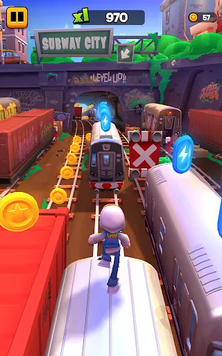Subway Surfers City screenshot